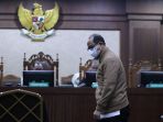 Gazalba-Saleh-divonis-10-Tahun-Penjara_20241015_165206.jpg