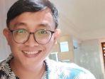 Gede-Sandra-close-up.jpg