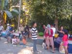 Penampakan Warga di Tobelo Maluku Utara Mengungsi Hindari Tsunami, Hanya Sempat Bawa KTP