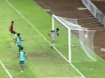 Gol-kamboja-ke-gawang-singapura1.jpg