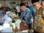 Gubernur-Jakarta-Teguh-Setiabudi-Makan-Bergizi.jpg