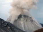Gunung-Rokatenda-Meletus.jpg