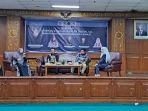 HOKAS-DISKUSI.jpg