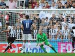 Hatem-Ben-Arfa-mencetak-gol-penalti.jpg