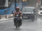 Prakiraan Cuaca DKI Jakarta Hari Ini, 7 November 2025: Seluruh Wilayah Berpotensi Hujan