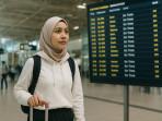20 Prompt Gemini AI Bahasa Indonesia, Edit Foto Seperti Berada di Bandara