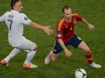 Iniesta-versus-Ribery.jpg