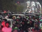Cerita Warga Terjebak Macet Horor Jakarta Imbas Penutupan GT Semanggi I: Palmerah-Bekasi 3 Jam