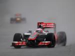 Jenson-Button-di-kokpit-mobil.jpg