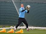 Joe-Hart-latian-nangketp-bola.jpg