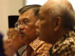 Jusuf-Kalla-dan-Azyumardi-Azra-bahas-ahmadiyah3.jpg
