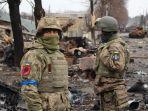 KENDARAAN-MILITER-RUSIA-Anggota-kelompok-militer-Ukraina.jpg