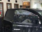 KPK-Geledah-mobil-Toyota-Vellfire-di-Kediaman-Sekjen-PDIP-Hasto-Kristiyanto-321.jpg