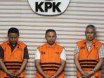 KPK-Tahan-Gubernur-Riau-Abdul-Wahid_20251105_171817.jpg