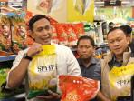 Bos Bulog Jamin Kualitas Beras SPHP Bebas Kutu dan Kuman