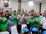Momen Haru, Pengendara Tunarungu di Riau Terima Helm Disabilitas untuk Dukung Keselamatan