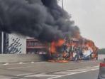 Kebakaran-bus-pariwisata-yang-mVV.jpg