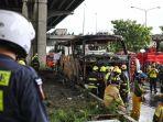 Kebakaran-dahsyat-melanda-sebuah-bus-Thailand-yang-membawa-44-anak.jpg