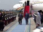 Prabowo Gelar Karpet Biru Sambut Kedatangan PM Malaysia Anwar Ibrahim, Satu Mobil ke Istana