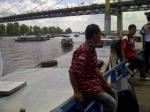 Kelotok-blokir-sungai-Barito.jpg
