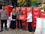 Kemensos-salurkan-bantuan-bagi-penyintas-gempa-bumi-di-Kabupaten-Bandung.jpg