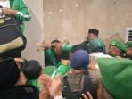 Kader PPP Baku Hantam di Area Muktamar Ancol, Saling Pukul Hingga Kursi Melayang