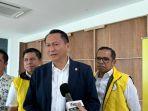 Ketua-Komisi-XII-DPR-RI-yang-juga-politikus-Partai-Golkar-Bambang-Patijaya.jpg