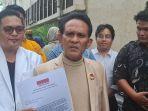 Ketua-Umum-Peradi-Bersatu-Zevrijn-Boy-Kanu-surat-desakan-tersangka-ijazah-palsu-Jokowi.jpg