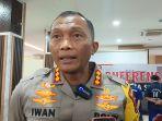 Kombes-Pol-Iwan-Saktiadi-ditemui-setelah-rapat-dengan-Panpel-laga-Timnas-Indonesia-vs-Laos.jpg