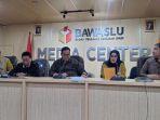 Konferensi-pers-Bawaslu-RI-di-Media-Center-Bawaslu-RI-3218.jpg