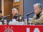 Konfersi-Kejaksaan-Agung-RI-terkait-perkembangan-terkini-penyidikan-dugaan-tindak-pidana-korupsi.jpg