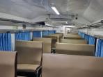 8 Kereta Api Jarak Jauh Kelas Ekonomi yang Masih Pakai Kursi Tegak, Harga Tiketnya Terjangkau