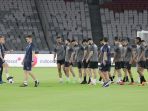 Latihan-Timnas-Bahrain-Jelang-Hadapi-Timnas-Indonesia_20250324_201359.jpg