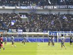Liga-1-Bobotoh-Beri-Dukungan-Moril-Skuad-Persib_20250213_161533.jpg