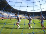 Liga-1-Persib-Bandung-Jalani-Latihan-Jelang-Hadapi-PSM_20250131_130217.jpg