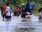 Macet-dan-Banjir-di-Rancamanyar-Kabupaten-Bandung_20240911_234226.jpg