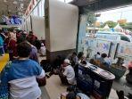 Manajer-Humas-KAI-Daop-1-Jakarta-Ixfan-Hendriwintoko-di-Stasiun-Pasar-Senen-32.jpg