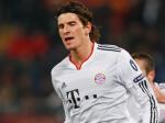 Mario-Gomez-seragam-putih-muenchen.jpg
