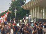 Gelar Aksi di Kejagung, Aktivis Desak Pengusutan Dugaan Tambang Ilegal