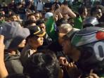 Massa Aksi di Jalan MH Thamrin Membubarkan Diri Setelah Diskusi dengan Polisi