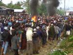Massa-mengamuk-di-KIP-Galus-aceh.jpg
