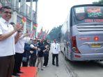 Menaker-Yassierli-lepas-11097-pemudik-pengusaha-Warmindo.jpg