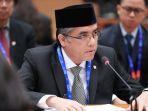 Menaker-Yassierli-sampaikan-langkah-langkah-dalam-hadapi-tantangan-global.jpg