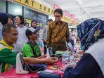 Menkes-Budi-Gunadi-Sadikin-Tinjau-Posko-Kesehatan.jpg
