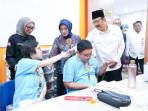 Mensos-Gus-Ipul-bersama-istri-Fatma-Saifullah-Yusuf-mengunjungi-LSBA.jpg