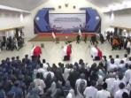 Detik-detik Menteri KP Sakti Wahyu Pingsan saat Penyerahan Jenazah Korban ATR 42-500