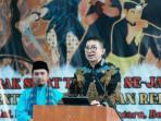 Menteri-Kebudayaan-Fadli-Zon-saat-menutup-Festival-Pencak-Silat.jpg