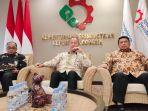 Menteri-Perindustrian-Agus-Gumiwang-Kartasasmita-mengatakan-Apple-s.jpg