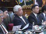 Menteri-pertahanan-Jepang-Gen-Nakatani-1222.jpg