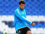 Michael-Ballack-nendang-bola.jpg